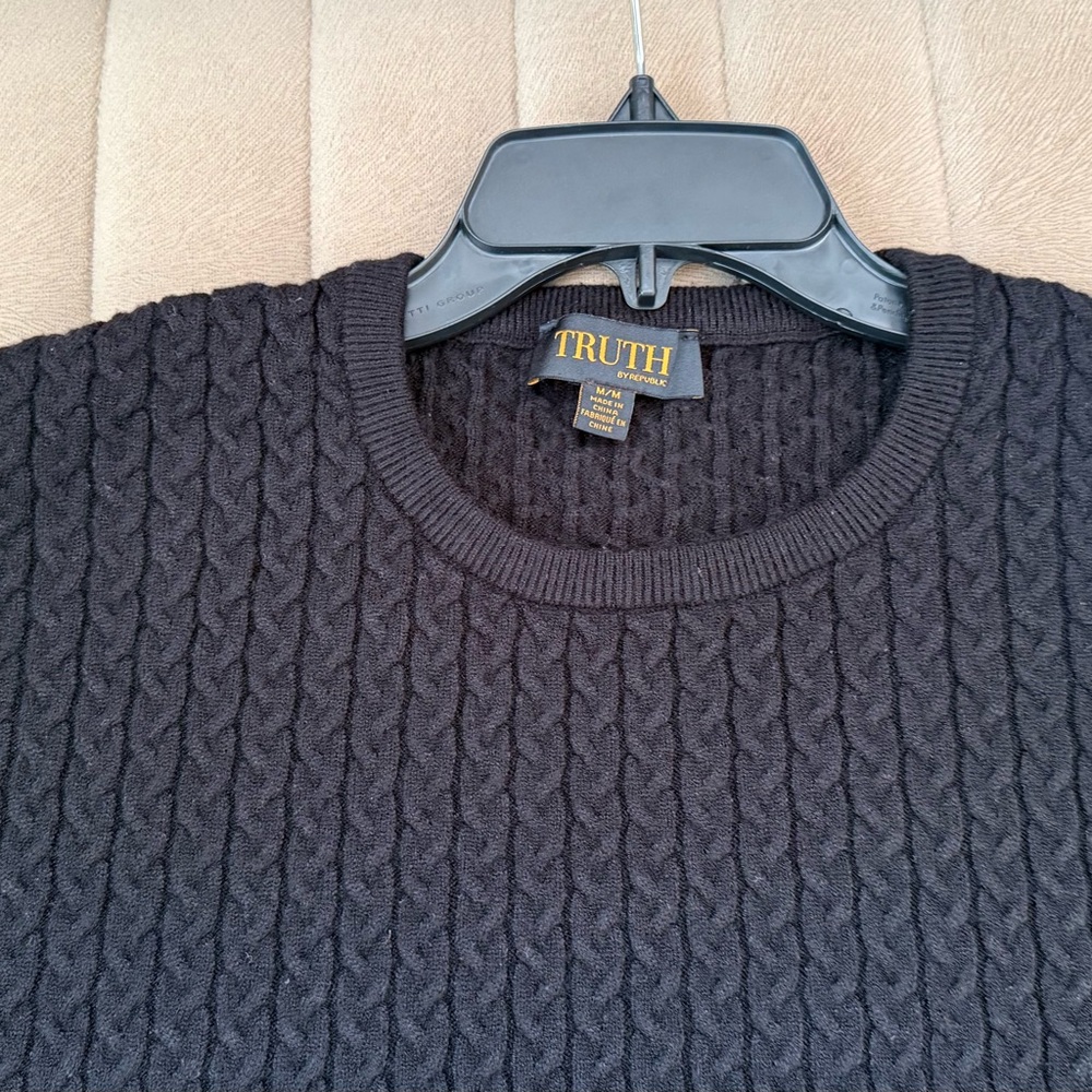 TRUTH By Republic Black Crop Knit Ribbed Sweater